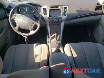 Zdjęcie 8 z 11 samochodu: 2009 HYUNDAI SONATA GLS VIN:5NPET46C09H428527 - miniatura
