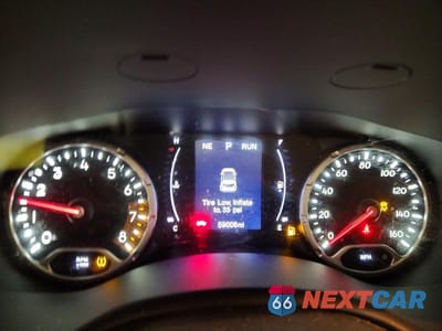 Zdjęcie 9 z 11 samochodu: 2020 JEEP RENEGADE SPORT VIN:ZACNJBAB7LPL50719 - miniatura