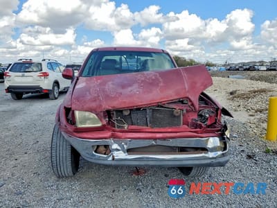 Piąte zdjęcie samochodu w środku: 2000 TOYOTA TUNDRA LIMITED VIN:5TBRT3811YS097935 - miniatura