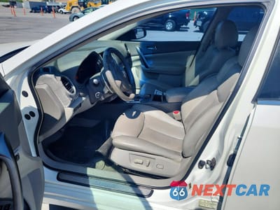 Zdjęcie 7 z 12 samochodu: 2009 NISSAN MAXIMA 3.5 S VIN:1N4AA51E49C806143 - miniatura