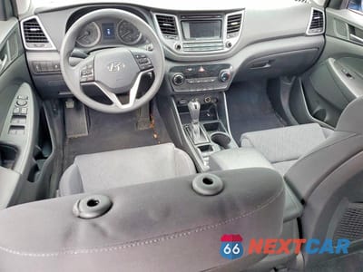 Zdjęcie 8 z 11 samochodu: 2018 HYUNDAI TUCSON SE VIN:KM8J23A48JU619419 - miniatura