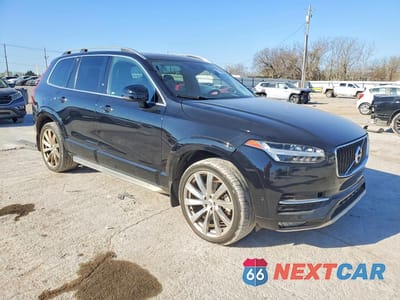 Czwarte zdjęcie samochodu z boku: 2016 VOLVO XC90 T6 VIN:YV4A22PK9G1044419 - miniatura