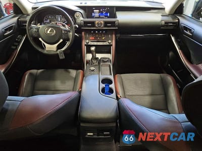 Zdjęcie 8 z 12 samochodu: 2019 LEXUS IS 300 BASE VIN:JTHBA1D21K5100247 - miniatura