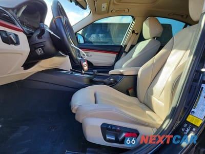 Zdjęcie 7 z 12 samochodu: 2016 BMW 320 XI VIN:WBA8A3C59GK689928 - miniatura