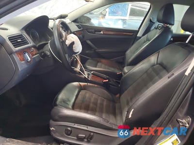Zdjęcie 7 z 12 samochodu: 2012 VOLKSWAGEN PASSAT SEL VIN:1VWCP7A34CC079294 - miniatura