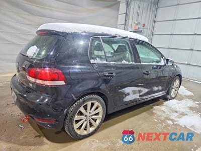 Trzecie zdjęcie samochodu z tyłu: 2013 VOLKSWAGEN GOLF VIN:WVWDM7AJ7DW051357 - miniatura