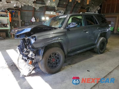 2023 TOYOTA 4RUNNER SR5 PREMIUM JTENU5JR9P6106034 - główne zdjęcie licytacji z USA - miniatura