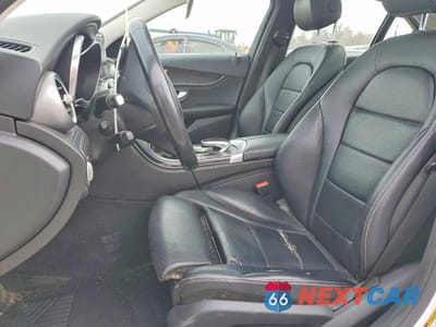 Zdjęcie 7 z 11 samochodu: 2015 MERCEDES-BENZ C 300 4MATIC VIN:55SWF4KBXFU082150 - miniatura