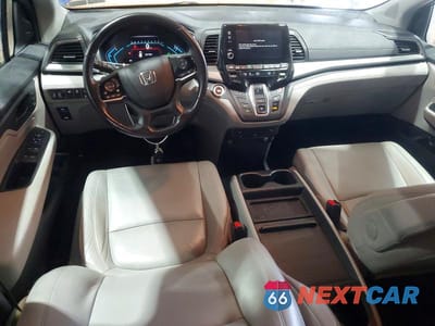 Zdjęcie 8 z 13 samochodu: 2019 HONDA ODYSSEY EXL VIN:5FNRL6H70KB082769 - miniatura