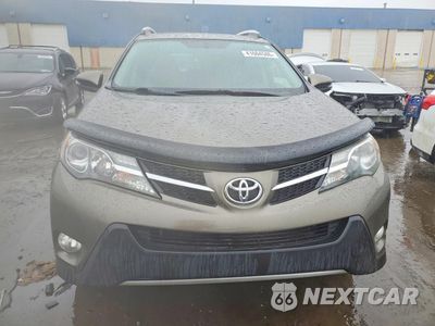 Piąte zdjęcie samochodu w środku: 2014 TOYOTA RAV4 XLE VIN:JTMRFREVXED060527 - miniatura