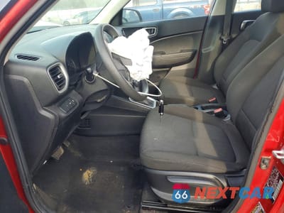 Zdjęcie 7 z 12 samochodu: 2021 HYUNDAI VENUE SE VIN:KMHRB8A34MU064786 - miniatura