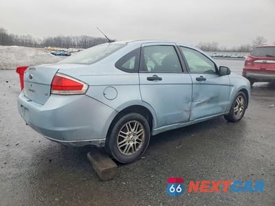 Trzecie zdjęcie samochodu z tyłu: 2009 FORD FOCUS SE VIN:1FAHP35N69W105629 - miniatura