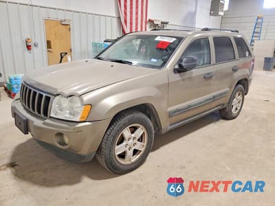 2005 JEEP GRAND CHEROKEE LAREDO 1J4HS48N05C536760 - główne zdjęcie licytacji z USA - miniatura