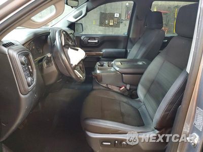 Zdjęcie 7 z 11 samochodu: 2019 CHEVROLET SILVERADO K1500 RST VIN:1GCUYEED5KZ355151 - miniatura