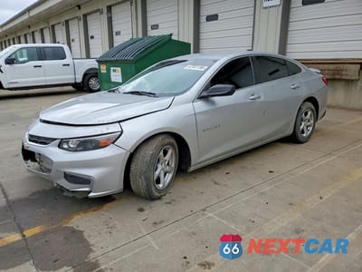 2017 CHEV MALIBU LS 1G1ZB5STXHF137499 - główne zdjęcie licytacji z USA - miniatura