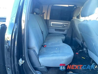 Zdjęcie 6 z 10 samochodu: 2018 RAM 2500 SLT VIN:3C6TR5DT1JG147114 - miniatura