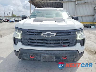 Piąte zdjęcie samochodu w środku: 2023 CHEVROLET SILVERADO K1500 LT TRAIL BOSS VIN:3GCPDFEK1PG311118 - miniatura