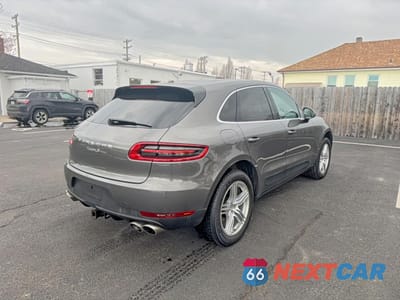 Czwarte zdjęcie samochodu z boku: 2015 PORSCHE MACAN S VIN:WP1AB2A5XFLB55357 - miniatura