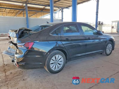 Trzecie zdjęcie samochodu z tyłu: 2019 VOLKSWAGEN JETTA S VIN:3VWC57BU9KM184035 - miniatura