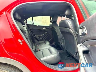 Zdjęcie 9 z 10 samochodu: 2019 MERCEDES-BENZ GLA 250 4MATIC VIN:WDCTG4GB4KU018952 - miniatura