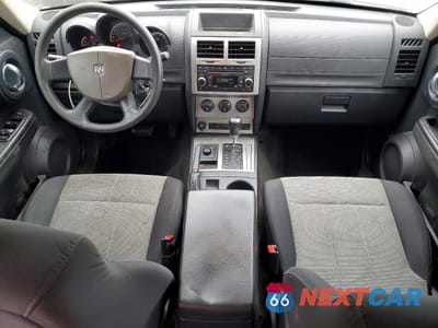 Zdjęcie 8 z 13 samochodu: 2008 DODGE NITRO SXT VIN:1D8GU28KX8W253034 - miniatura