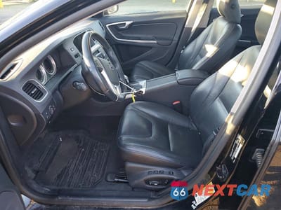 Zdjęcie 7 z 12 samochodu: 2013 VOLVO S60 T5 VIN:YV1612FH4D1223619 - miniatura