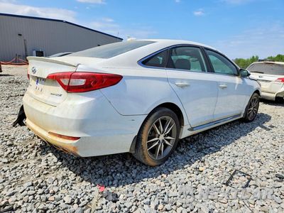 Trzecie zdjęcie samochodu z tyłu: 2017 HYUNDAI SONATA SPORT 2.0T VIN:5NPE34AB7HH559807 - miniatura
