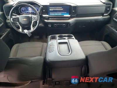 Zdjęcie 8 z 11 samochodu: 2022 CHEVROLET SILVERADO K1500 LT-L VIN:1GCPDKEK6NZ558883 - miniatura