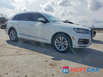 Czwarte zdjęcie samochodu z boku: 2017 AUDI Q7 PREMIUM PLUS VIN:WA1LAAF75HD018061 - miniatura