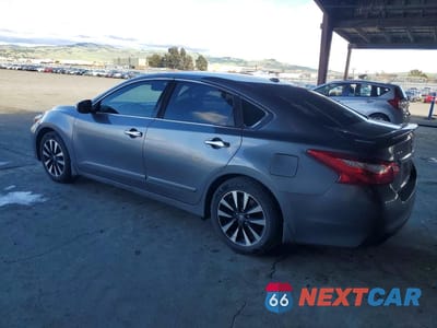 Drugie zdjęcie samochodu z przodu: 2017 NISSAN ALTIMA 2.5 SL VIN:1N4AL3AP7HC498173 - miniatura