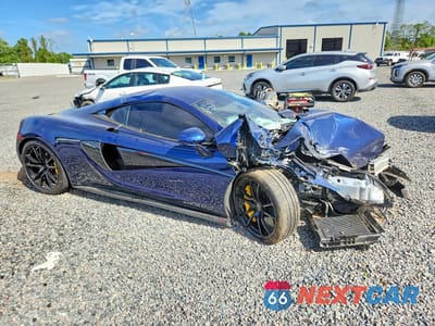 Czwarte zdjęcie samochodu z boku: 2016 MCLAREN 570S VIN:SBM13DAA6GW001095 - miniatura