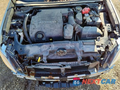 Zdjęcie 11 z 12 samochodu: 2015 LINCOLN MKS VIN:1LNHL9EK7FG605833 - miniatura