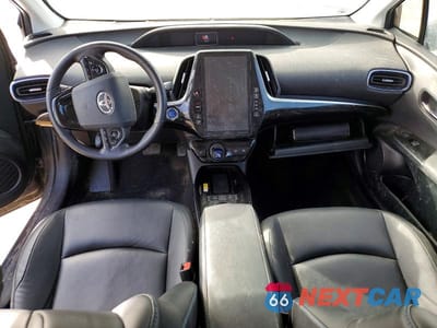 Zdjęcie 8 z 12 samochodu: 2020 TOYOTA PRIUS LIMITED VIN:JTDKARFU8L3106042 - miniatura