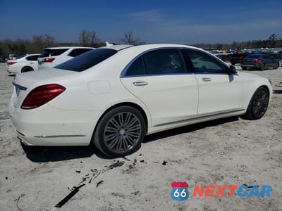 Trzecie zdjęcie samochodu z tyłu: 2015 MERCEDES-BENZ S 550 VIN:WDDUG8CB6FA106809 - miniatura