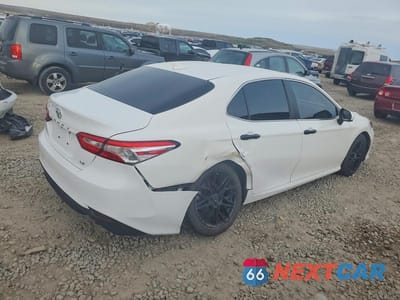 Trzecie zdjęcie samochodu z tyłu: 2019 TOYOTA CAMRY LE VIN:4T1B11HK8KU241300 - miniatura