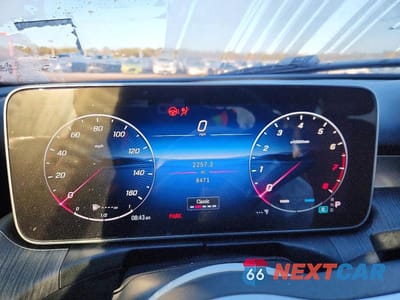 Zdjęcie 9 z 13 samochodu: 2025 MERCEDES-BENZ C 300 4MATIC VIN:W1KAF4HBXSR247305 - miniatura