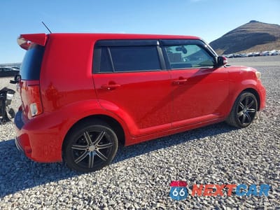 Trzecie zdjęcie samochodu z tyłu: 2014 TOYOTA SCION XB VIN:JTLZE4FE7EJ052833 - miniatura