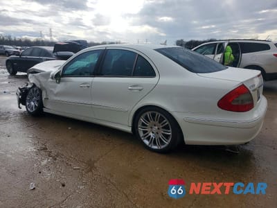 Drugie zdjęcie samochodu z przodu: 2007 MERCEDES-BENZ E 550 VIN:WDBUF72X97B041890 - miniatura