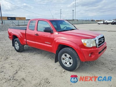 Czwarte zdjęcie samochodu z boku: 2008 TOYOTA TACOMA PRERUNNER V6 VIN:5TETU62N18Z495723 - miniatura