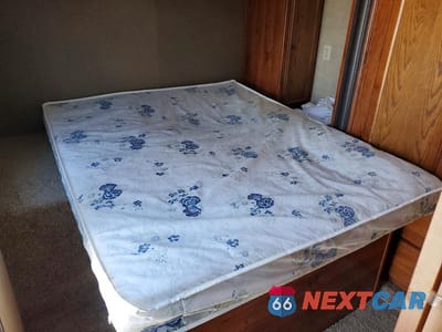 Zdjęcie 6 z 10 samochodu: 2014 KEYSTONE HIDEOUT CAMPER VIN:4YDT30F26E7204293 - miniatura