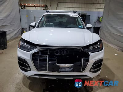 Piąte zdjęcie samochodu w środku: 2021 AUDI Q5 PREMIUM PLUS VIN:WA1BAAFY5M2012237 - miniatura