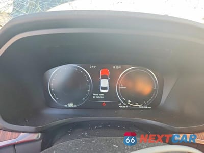 Zdjęcie 9 z 13 samochodu: 2022 VOLVO S60 T8 RECHARGE R-DESIGN EXPRESSIO VIN:7JRBR0FZ9NG162875 - miniatura