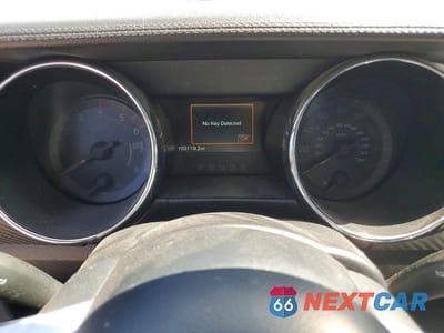 Zdjęcie 9 z 12 samochodu: 2015 FORD MUSTANG VIN:1FA6P8AM8F5362617 - miniatura
