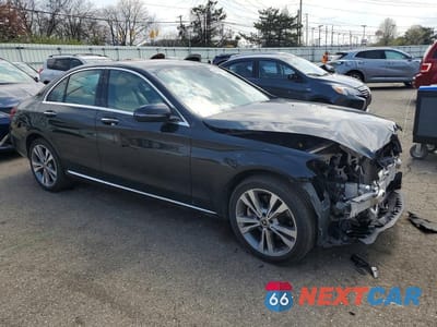 Czwarte zdjęcie samochodu z boku: 2021 MERCEDES-BENZ C 300 4MATIC VIN:W1KWF8EB9MR614019 - miniatura