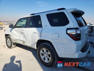 Drugie zdjęcie samochodu z przodu: 2021 TOYOTA 4RUNNER SR5 VIN:JTEMU5JR6M5952246 - miniatura