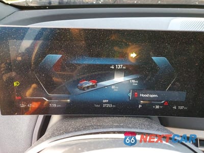 Zdjęcie 9 z 12 samochodu: 2023 BMW IX XDRIVE50 VIN:WB523CF04PCM15321 - miniatura