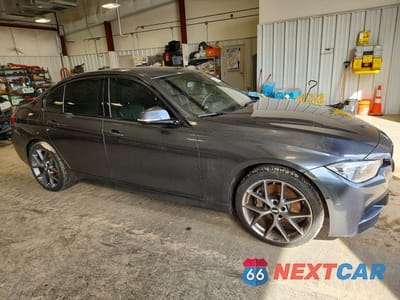 Czwarte zdjęcie samochodu z boku: 2016 BMW 340 XI VIN:WBA8B7G50GNT14295 - miniatura