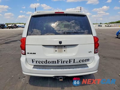 Zdjęcie 6 z 12 samochodu: 2014 RAM CARGO VAN DELIVERY VAN VIN:2C4JRGAG7ER243719 - miniatura