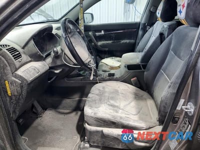 Zdjęcie 7 z 12 samochodu: 2014 KIA SORENTO LX VIN:5XYKT3A61EG431906 - miniatura