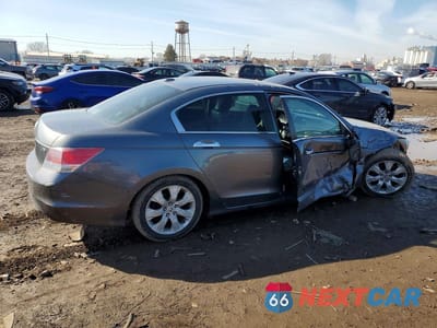 Trzecie zdjęcie samochodu z tyłu: 2010 HONDA ACCORD EXL VIN:1HGCP3F8XAA028683 - miniatura